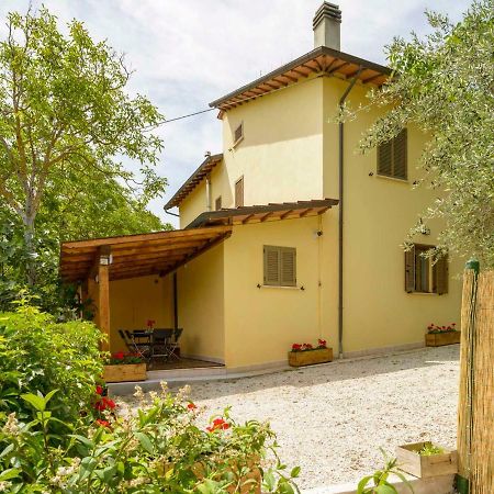 Casa Vacanze San Vittorino Губбіо Екстер'єр фото