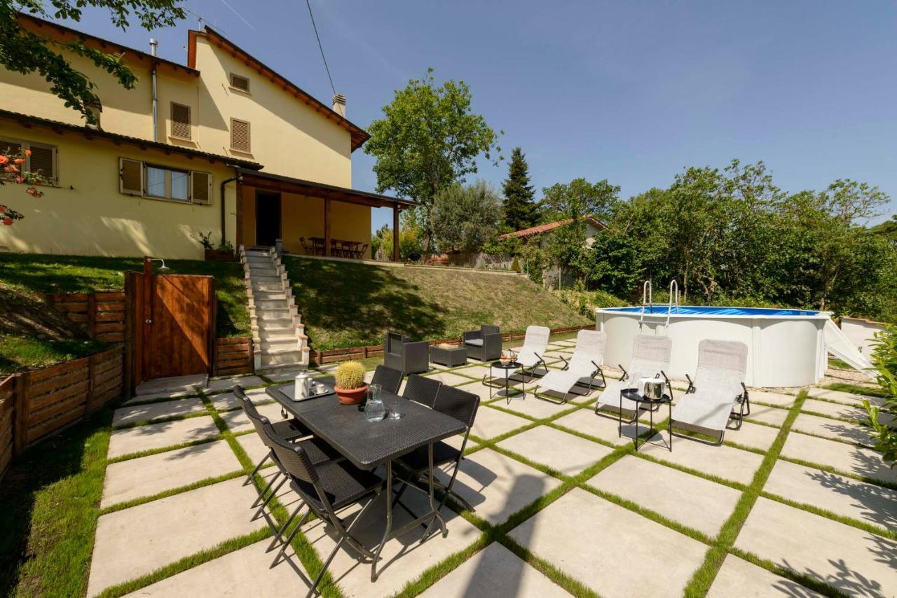 Casa Vacanze San Vittorino Губбіо Екстер'єр фото